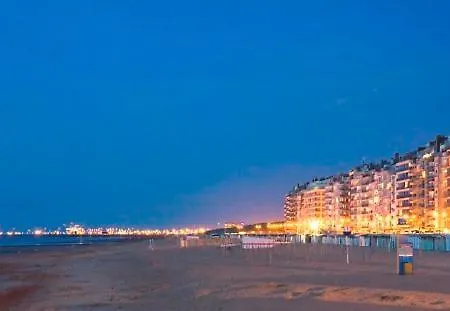 Appartement Zeedijk, A Seafront Very Close To Bruges *