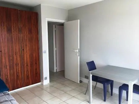 Appartement Zeedijk, A Seafront Very Close To Bruges *