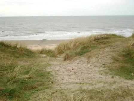 Zeedijk, A Seafront Very Close To Bruges Apartment Wenduine
